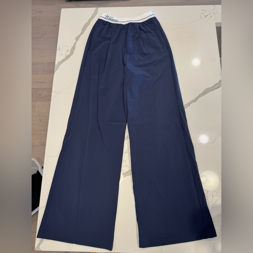 Wilson Wynne Pleated Pant - Navy
